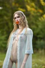 Shemale-Lilywhite-0838551 